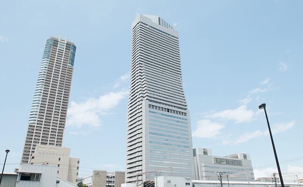 アートホテル大阪ベイタワーの外観